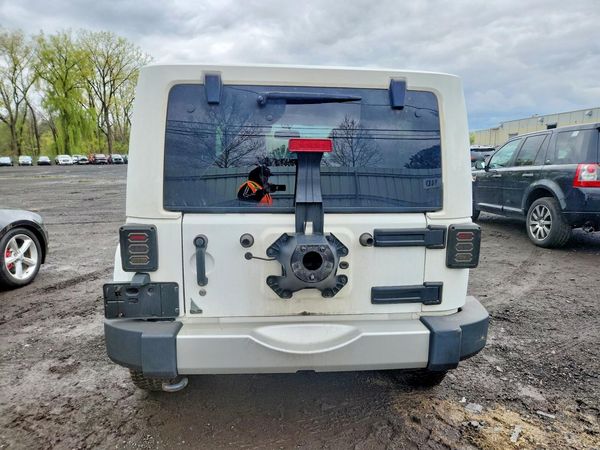2013 JEEP WRANGLER Sahara — DIRR