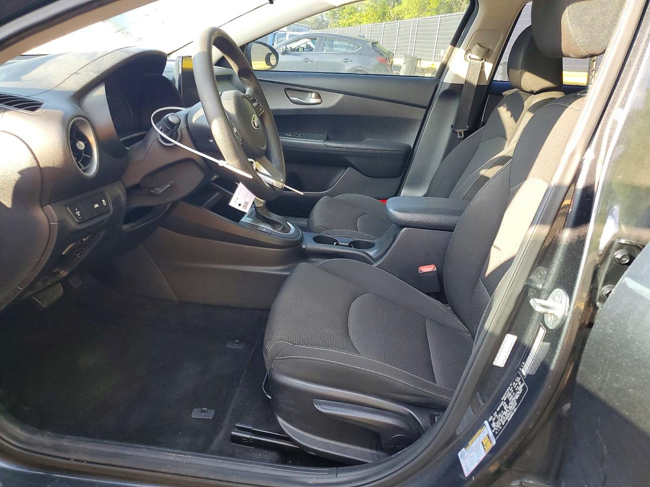 2020 KIA FORTE FE, LXS