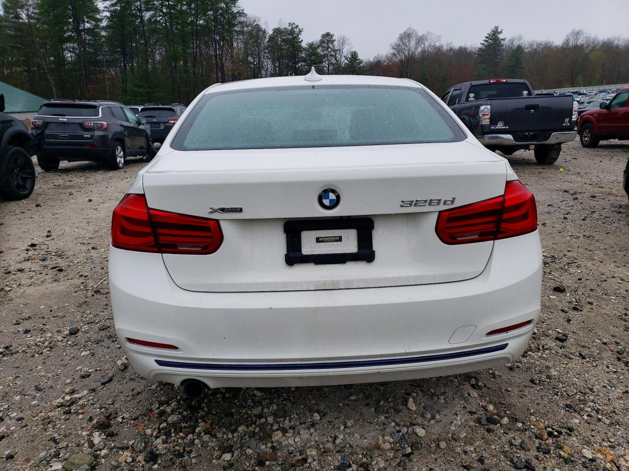 2018 BMW 328