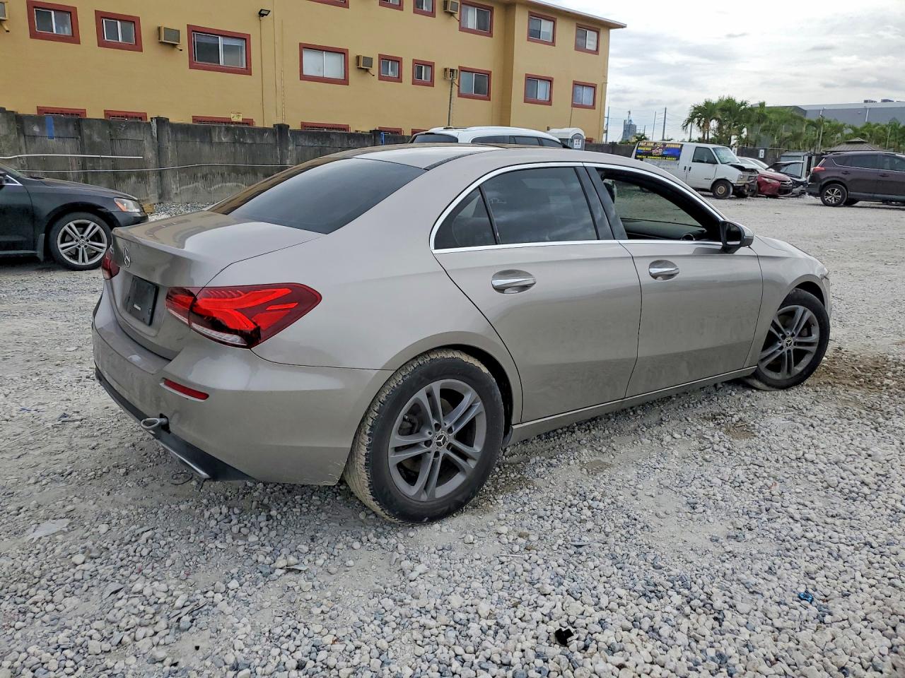2020 MERCEDES-BENZ A A220