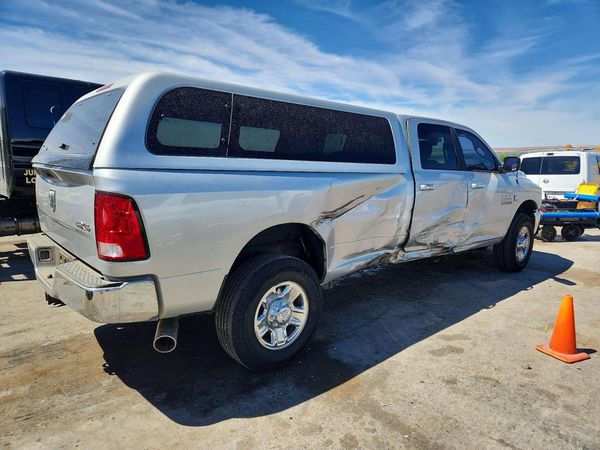2016 RAM 2500 SLT