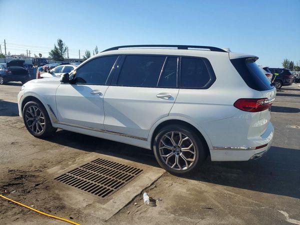2021 BMW X7 xDrive40i