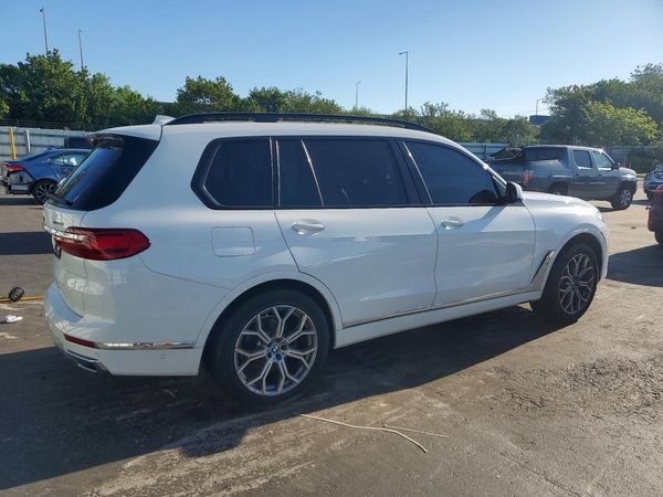 2021 BMW X7 xDrive40i