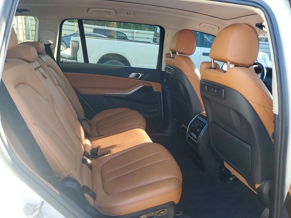 2021 BMW X7 xDrive40i