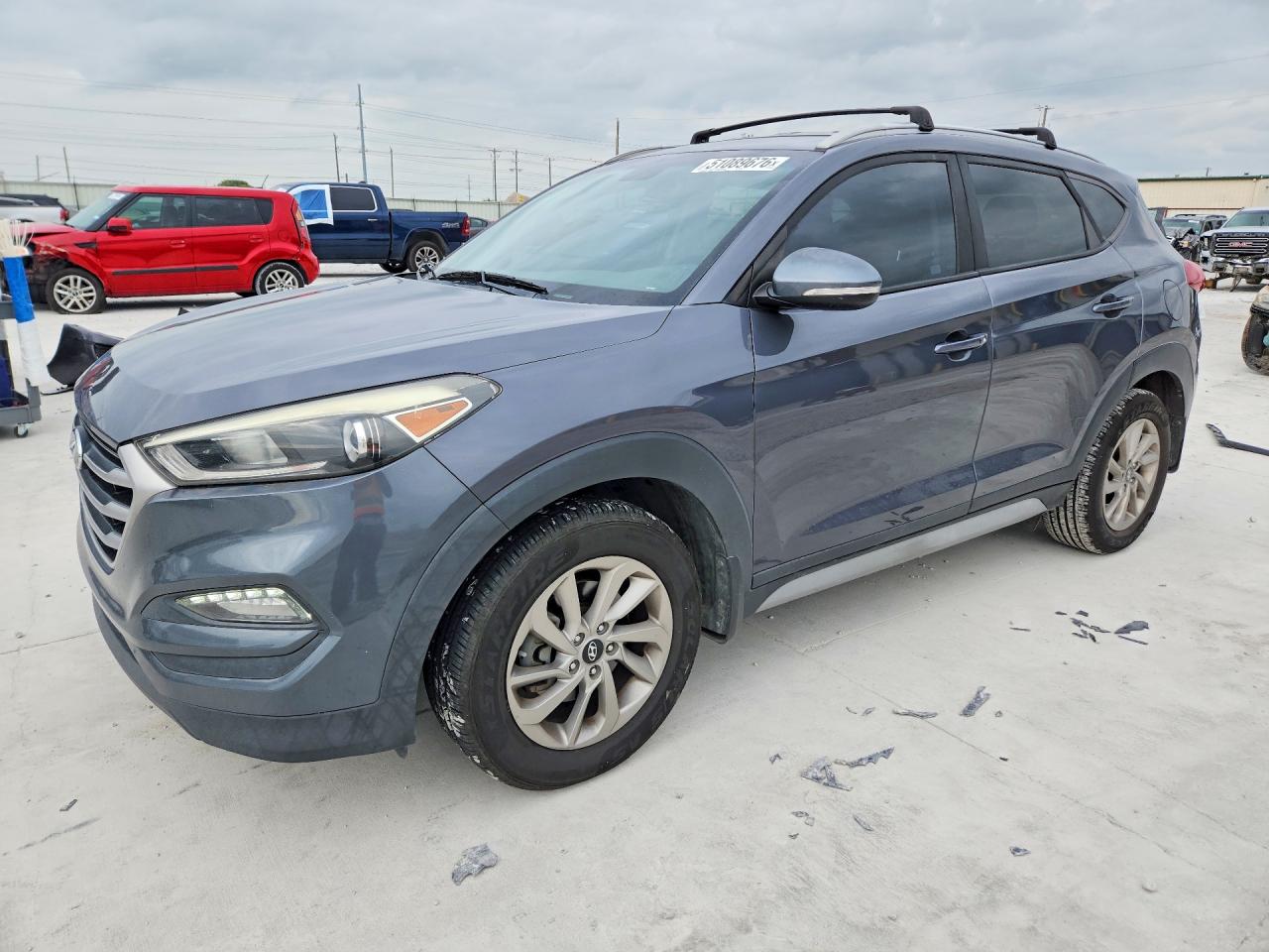 2017 HYUNDAI TUCSON