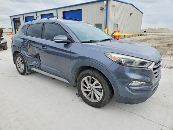2017 HYUNDAI TUCSON