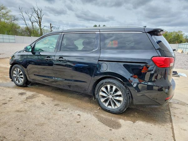 2016 KIA SEDONA