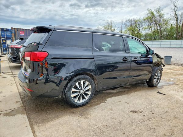 2016 KIA SEDONA