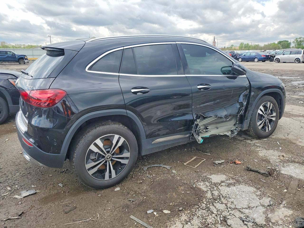 2024 MERCEDES-BENZ GLA