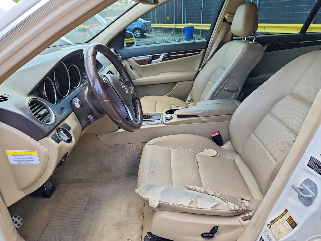 2013 MERCEDES-BENZ C C250