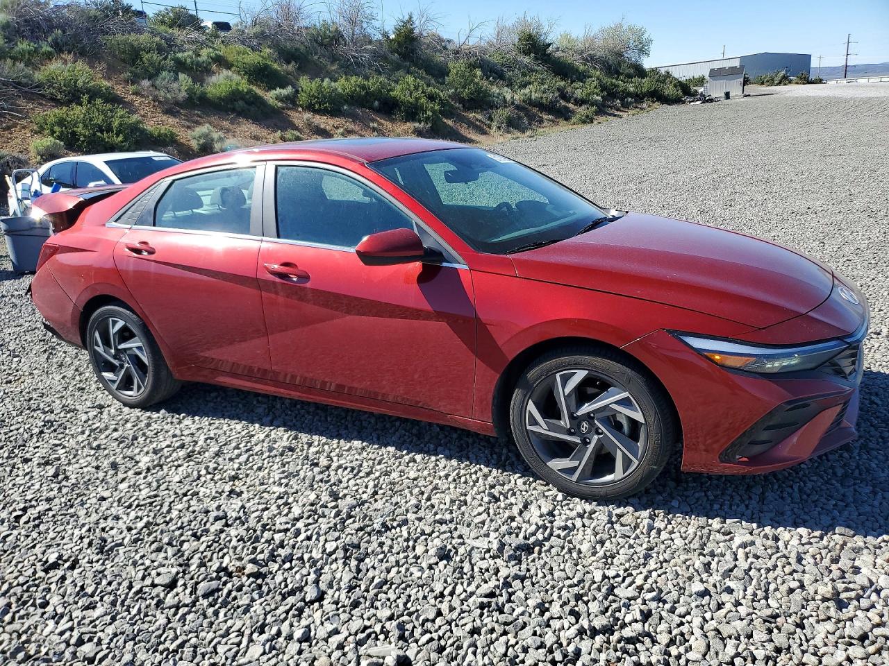 2024 HYUNDAI ELANTRA SEL w/ Convenience Pkg