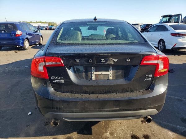2013 VOLVO S60
