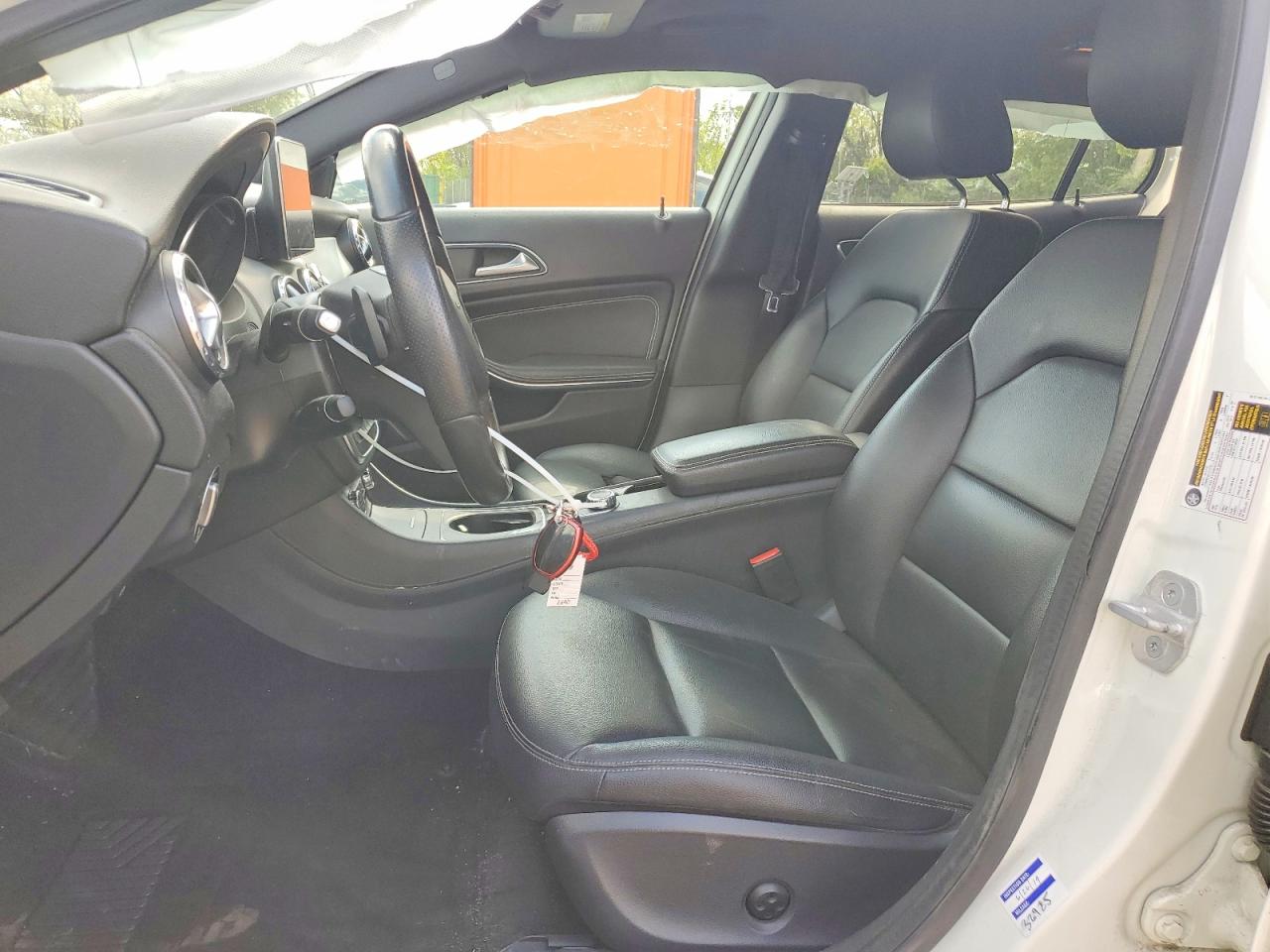 2016 MERCEDES-BENZ GLA GLA250