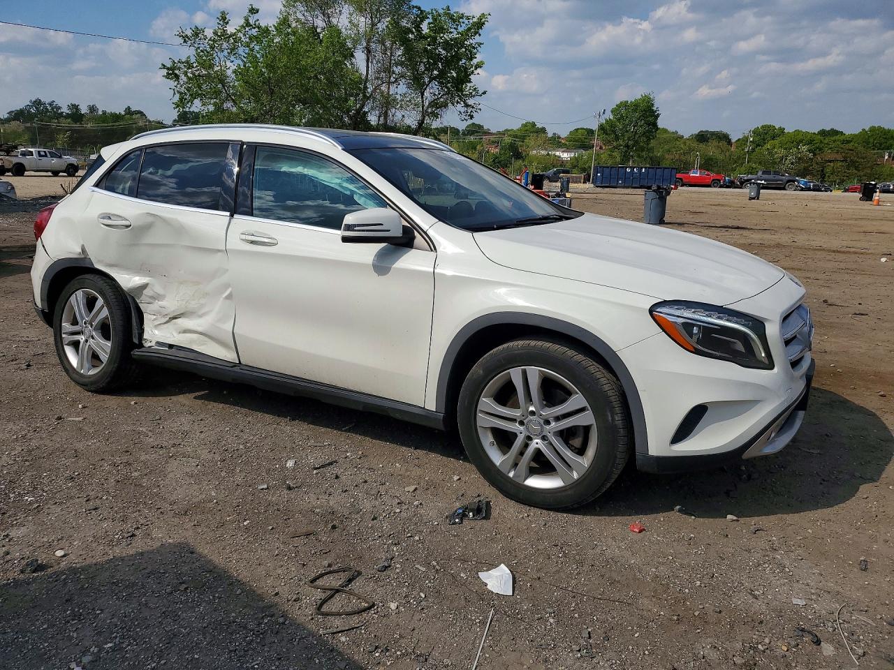 2016 MERCEDES-BENZ GLA GLA250