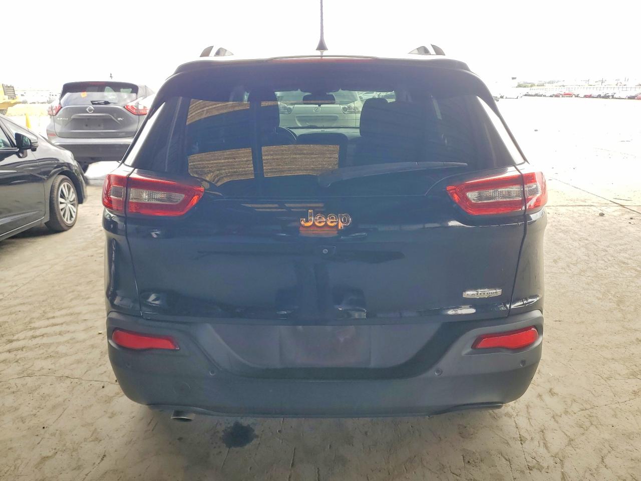 2017 JEEP CHEROKEE LATITUDE FWD