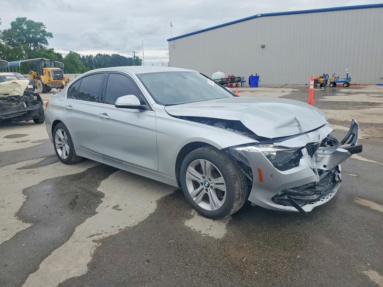 2017 BMW 330