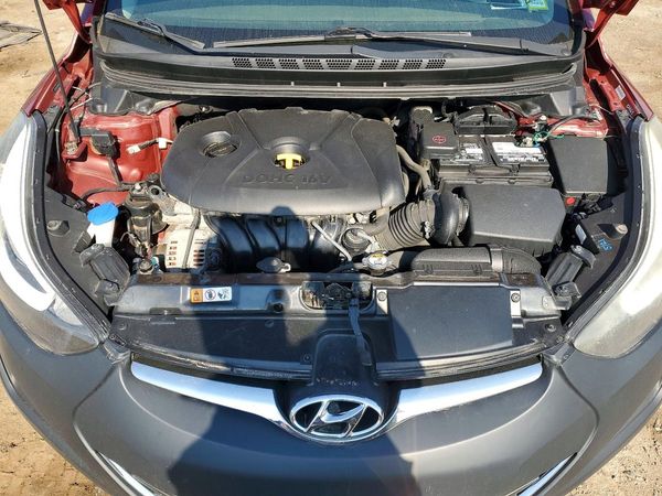 2014 HYUNDAI ELANTRA GLS(Middle) — Engine bay