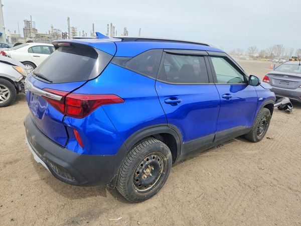 2023 KIA SELTOS LX