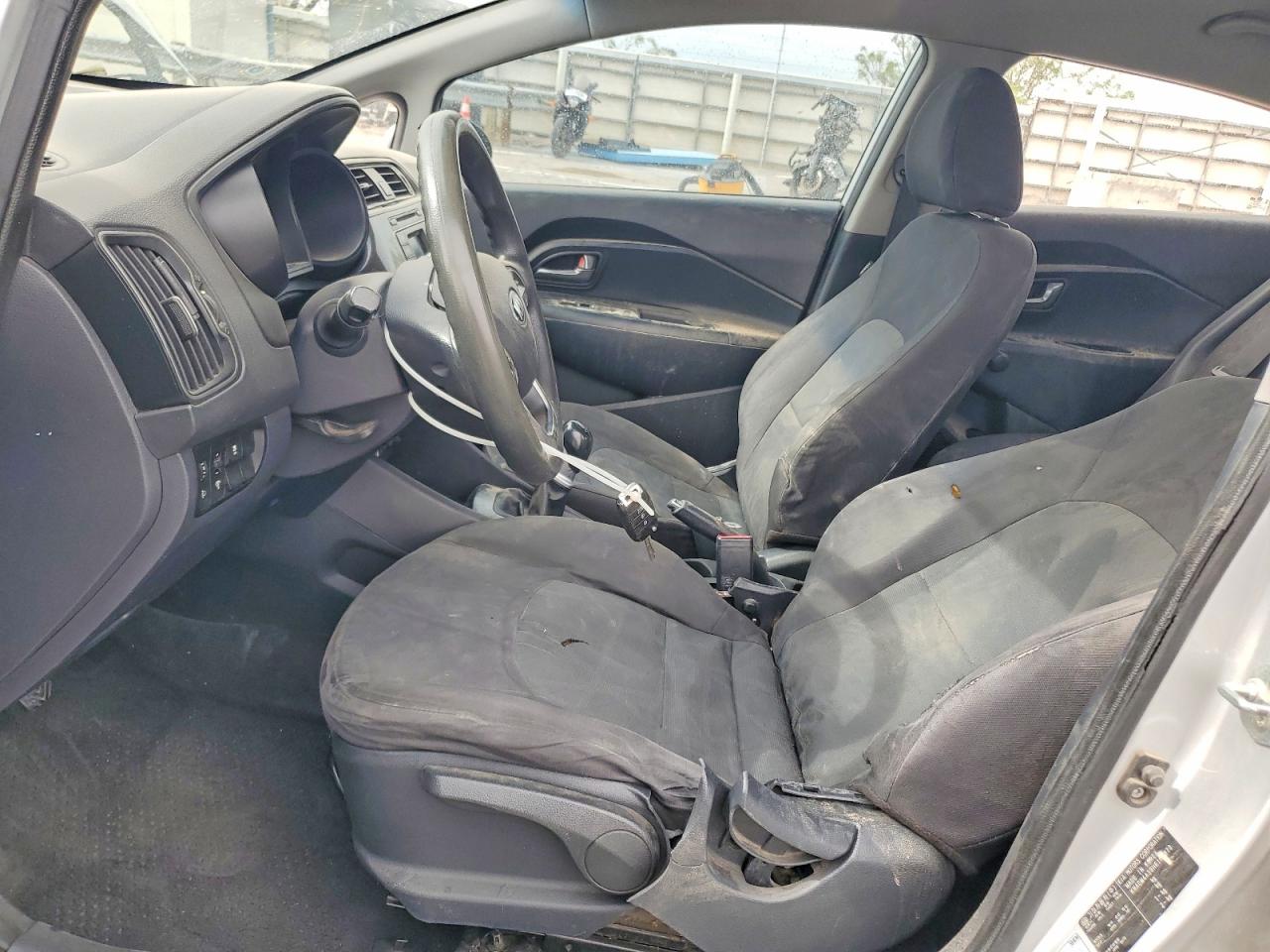 2017 KIA RIO LX
