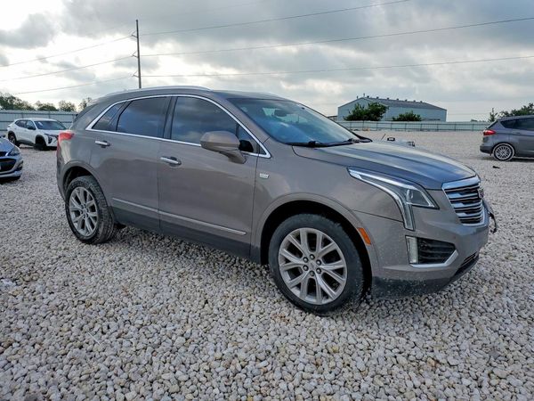2018 CADILLAC XT5 Luxury