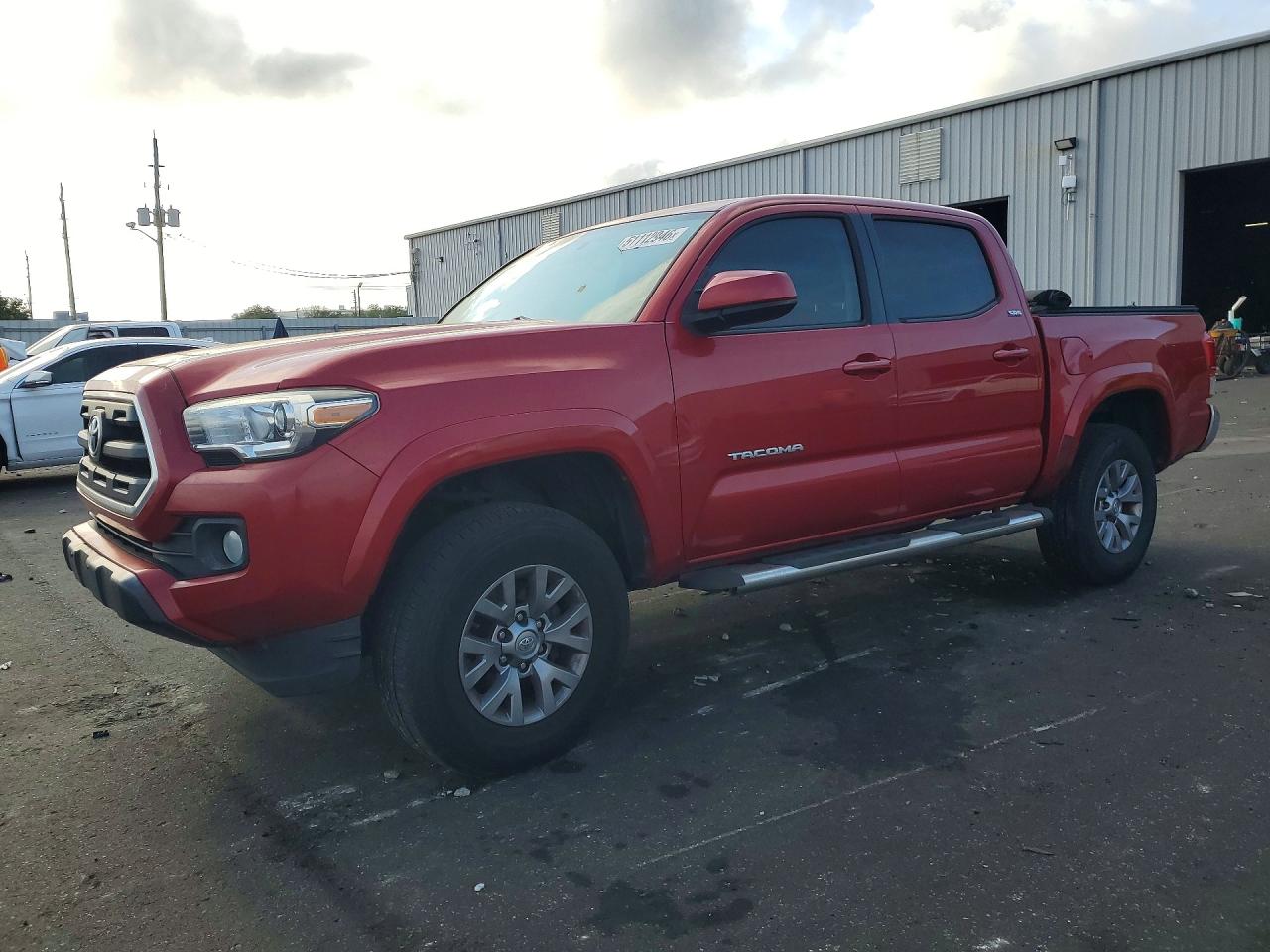 2017 TOYOTA TACOMA