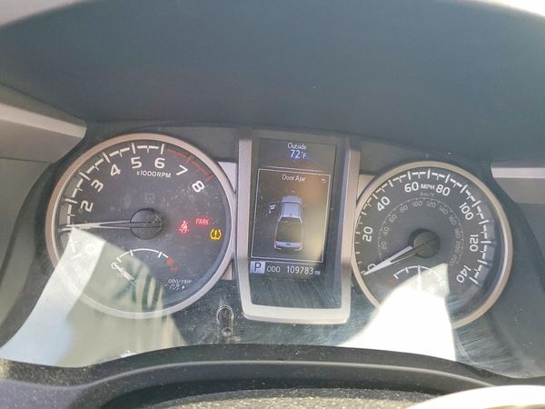 2017 TOYOTA TACOMA