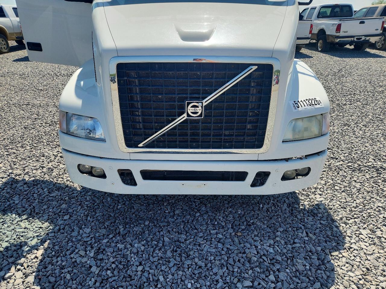 2012 VOLVO VN