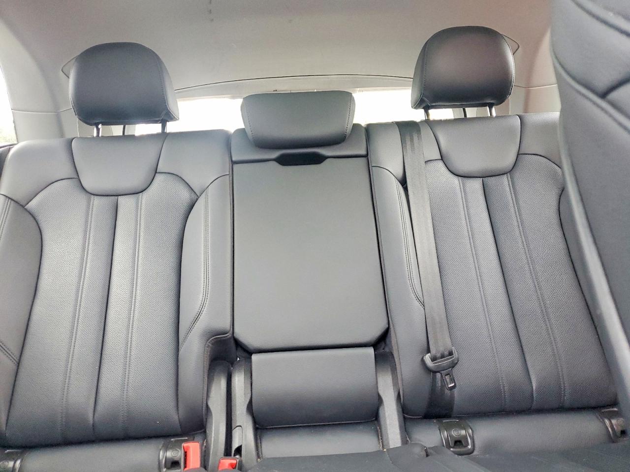 2019 AUDI Q5 quattro Premium Plus
