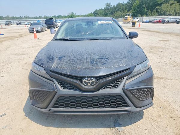 2021 TOYOTA CAMRY
