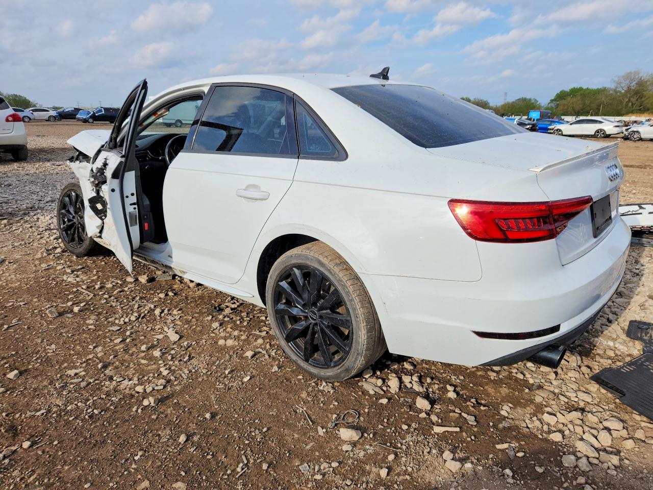 2017 AUDI A4