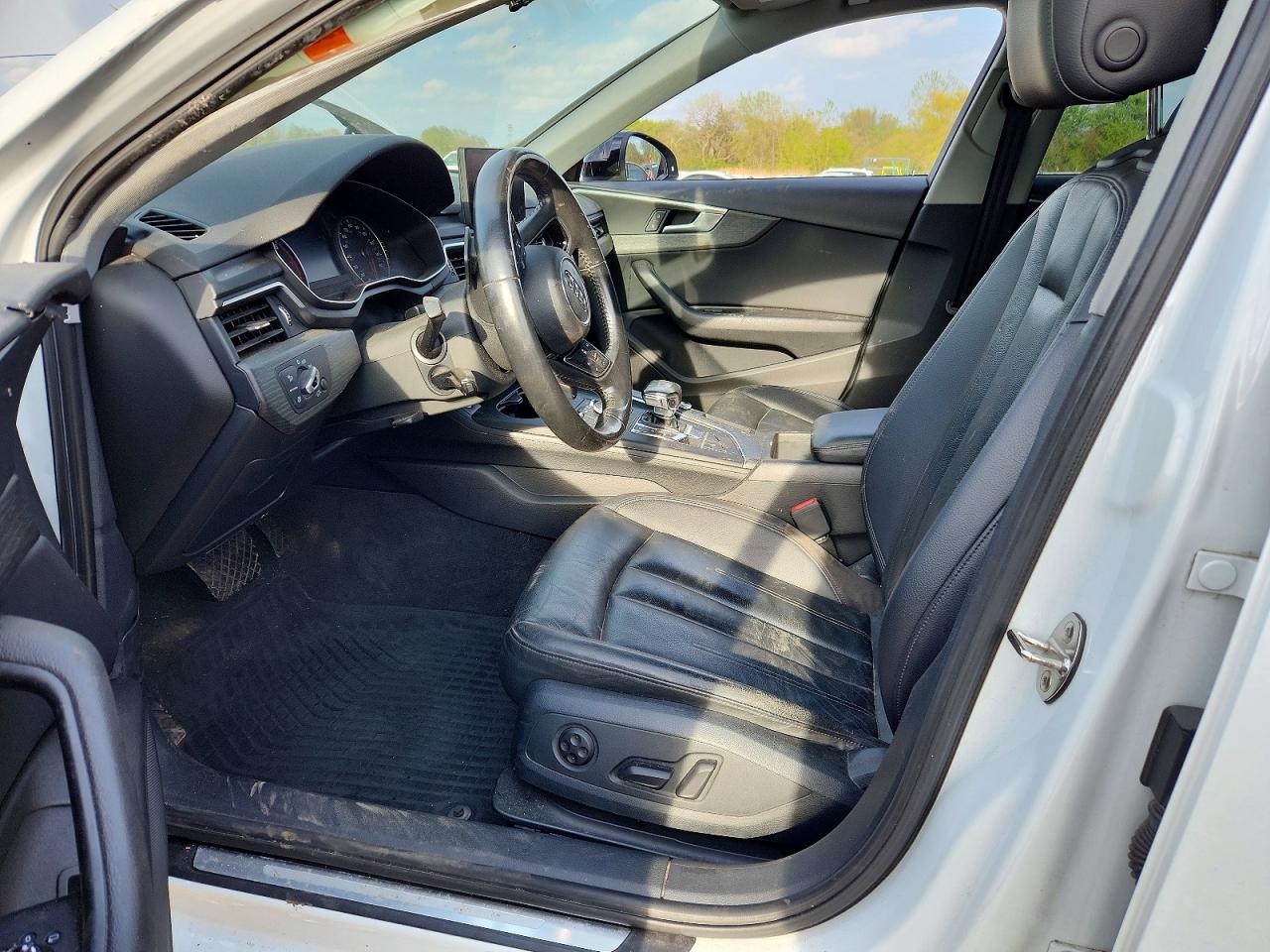 2017 AUDI A4
