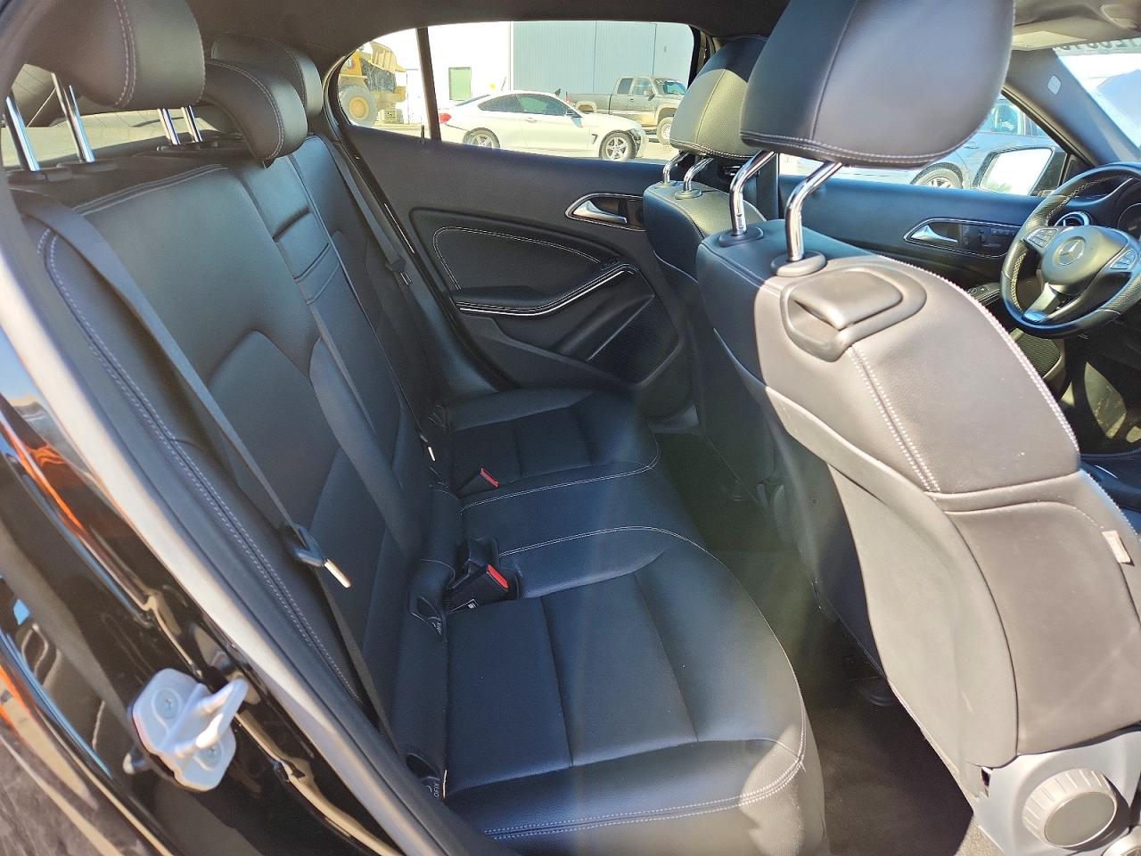 2016 MERCEDES-BENZ GLA GLA250-4M