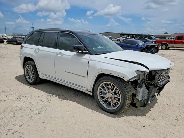 2023 JEEP GRAND CHEROKEE