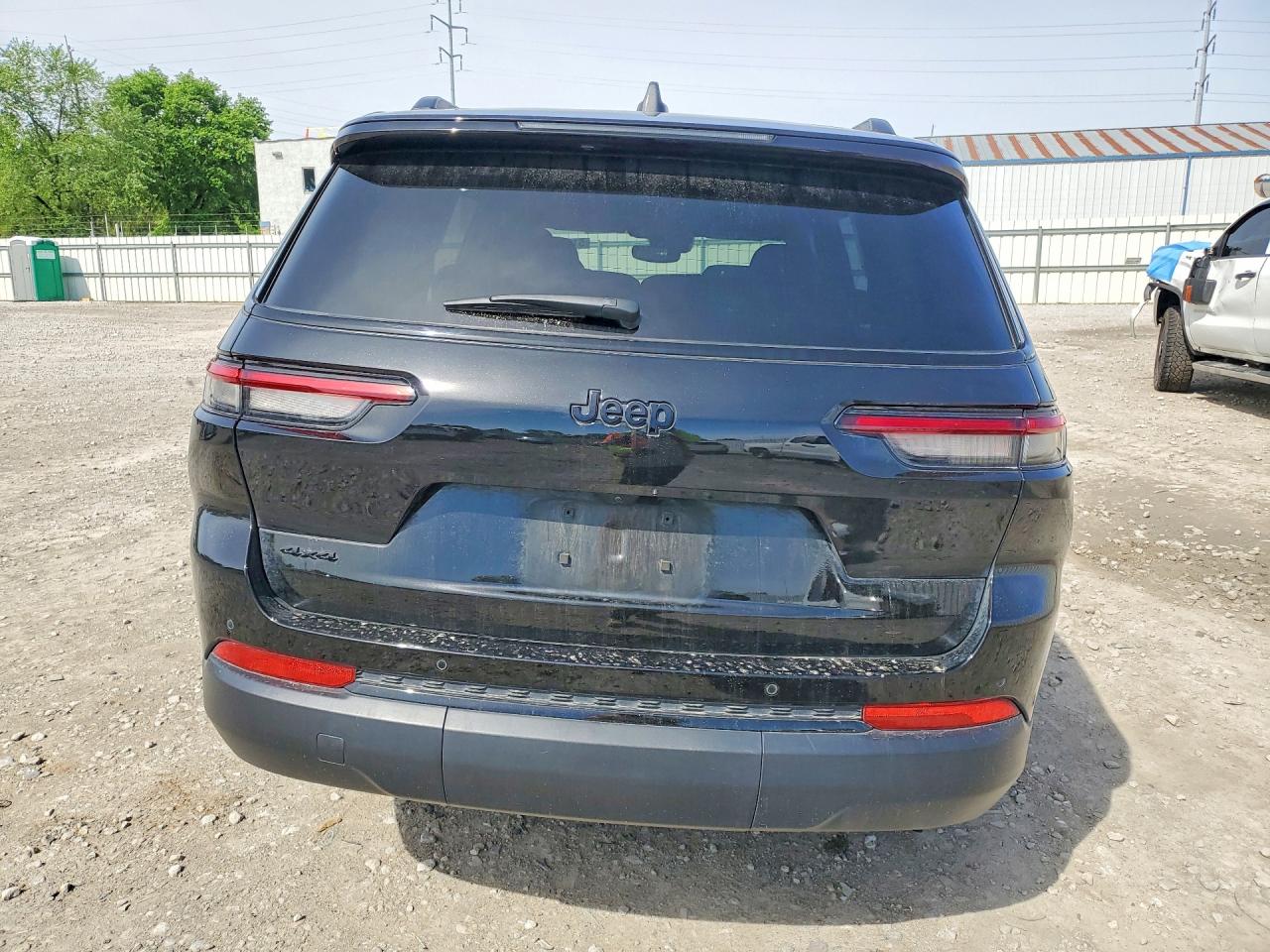 2024 JEEP GRAND CHEROKEE L LAREDO 4X4