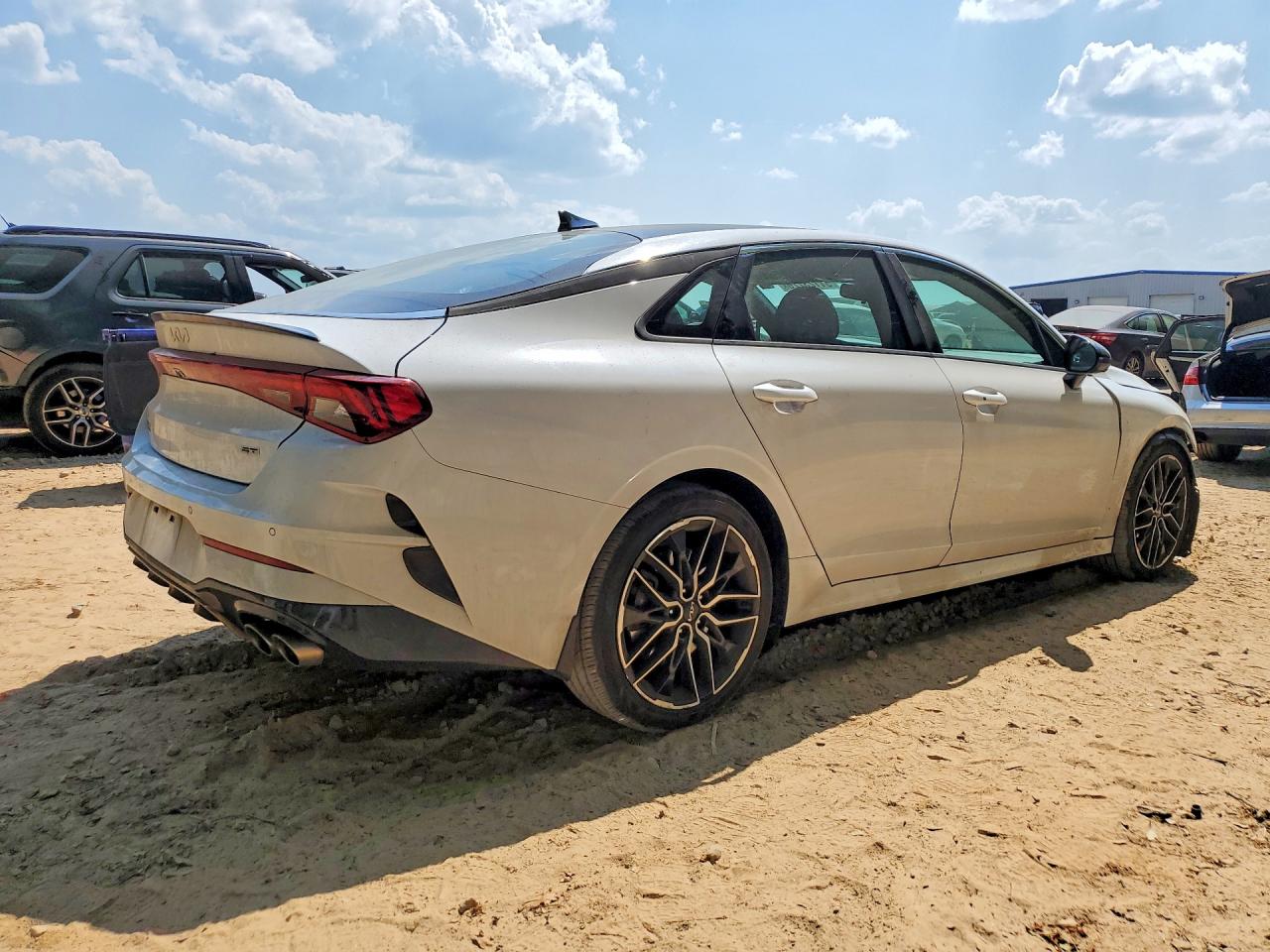 2024 KIA K5 GT