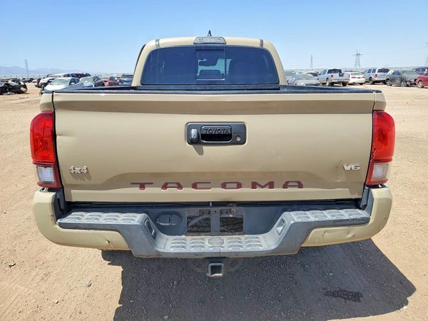 2019 TOYOTA TACOMA SR5