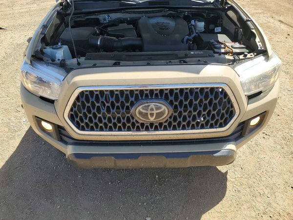 2019 TOYOTA TACOMA SR5