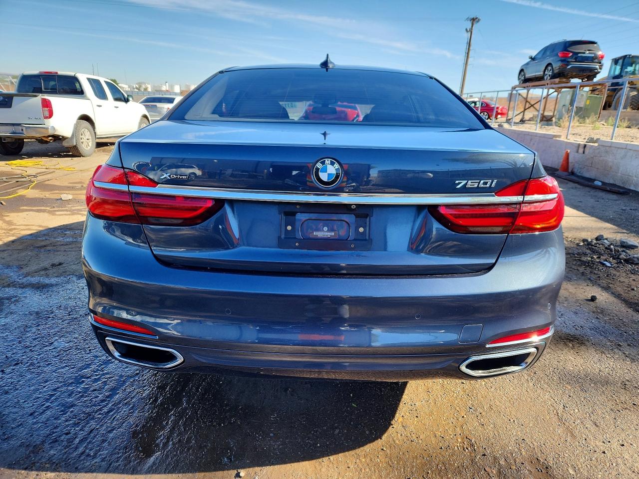 2016 BMW 750