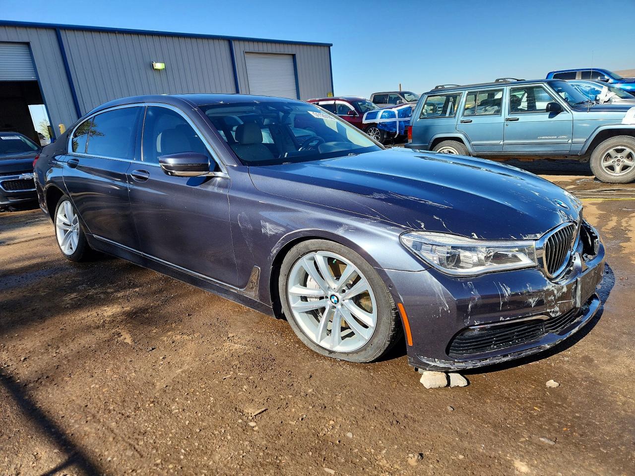 2016 BMW 750