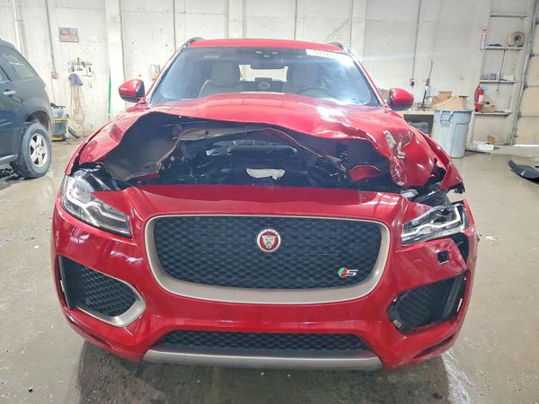2018 JAGUAR F-PACE