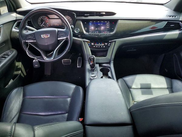 2020 CADILLAC XT6