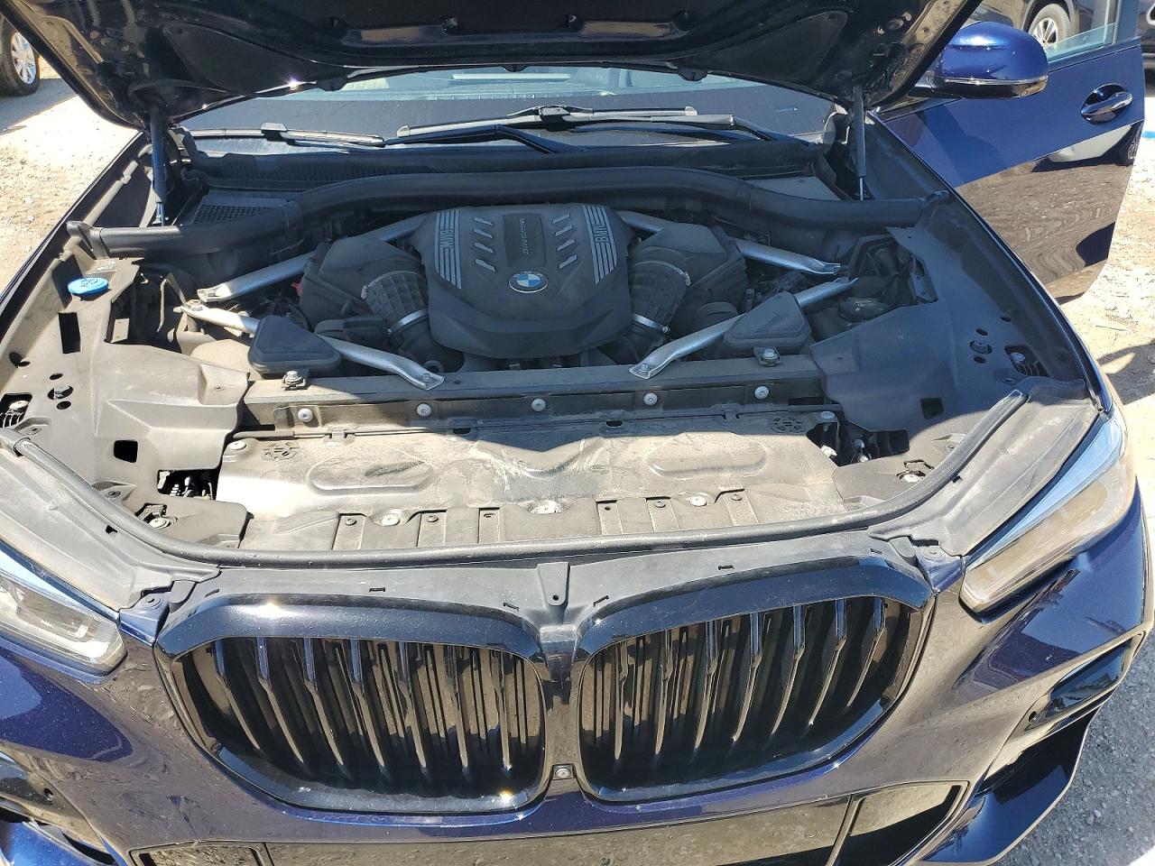 2021 BMW X5 M50i
