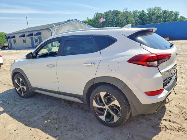 2017 HYUNDAI TUCSON