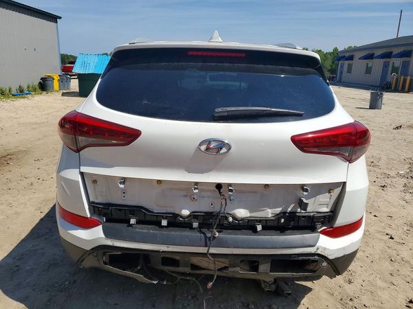 2017 HYUNDAI TUCSON