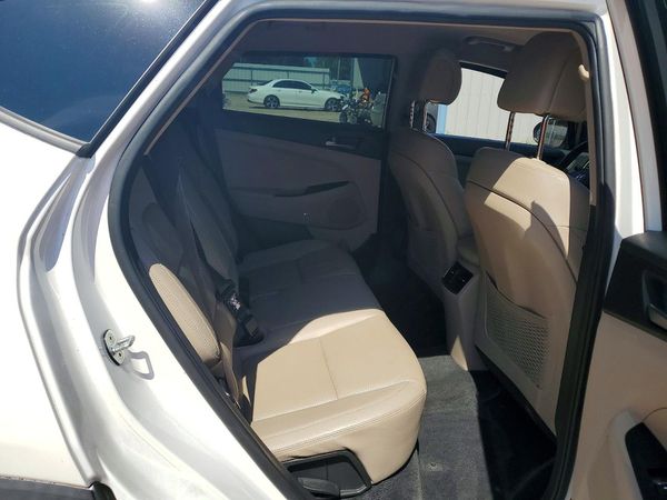 2017 HYUNDAI TUCSON