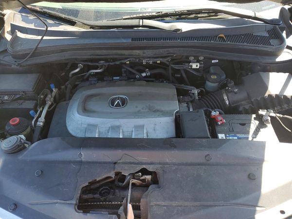 2012 ACURA MDX Tech — Engine bay