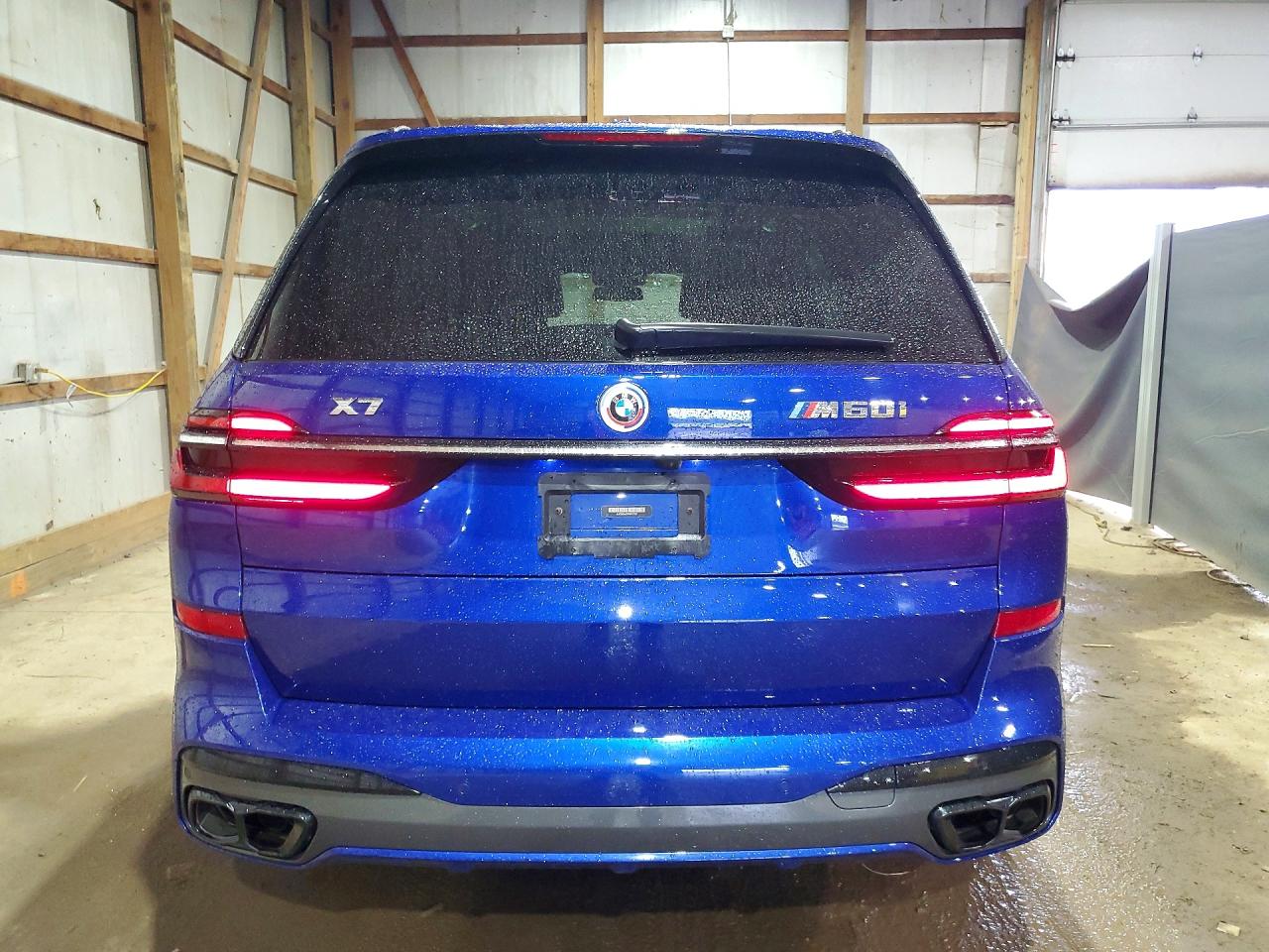 2023 BMW X7 M60i