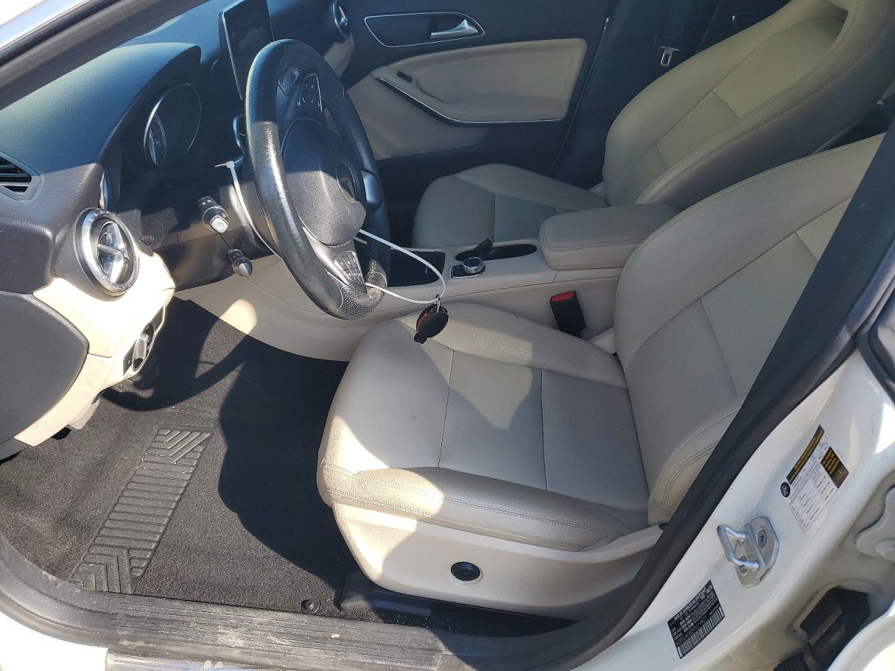2015 MERCEDES-BENZ CLA CLA250 4 MATIC