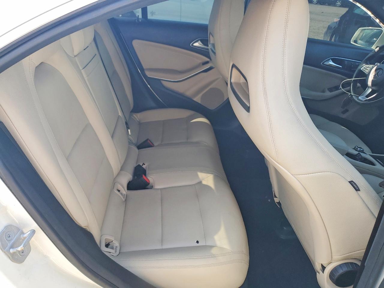2015 MERCEDES-BENZ CLA CLA250 4 MATIC