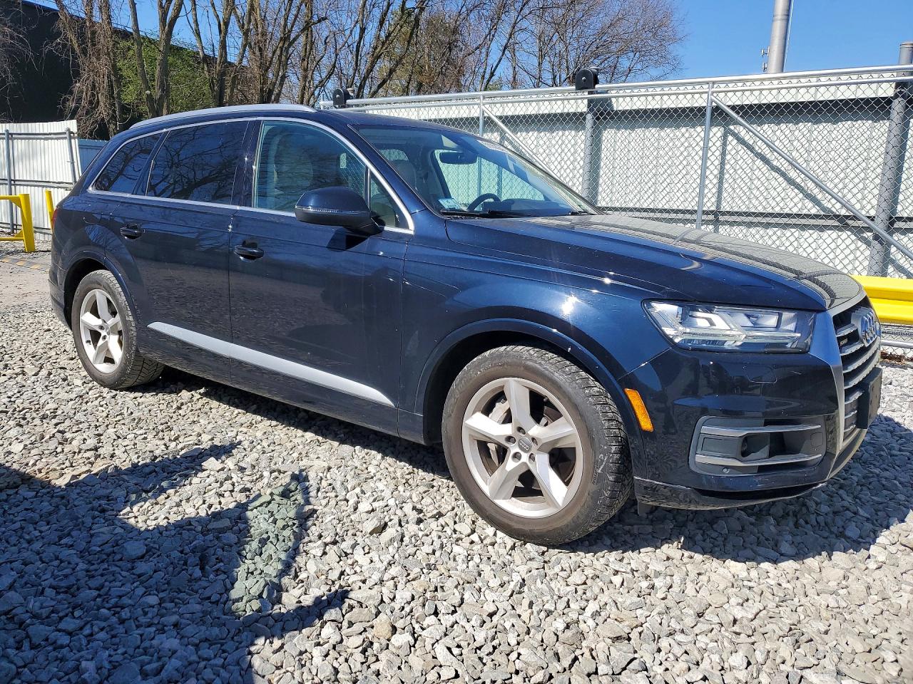 2017 AUDI Q7